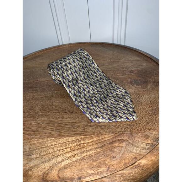 Manhattan Men's Geometric Pattern Necktie‎ Multicolor Classic Length Tie - Picture 1 of 5